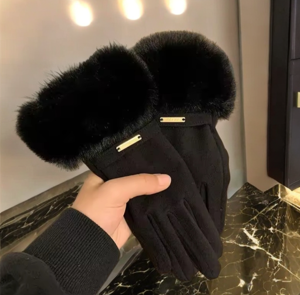 Black women's winter gloves