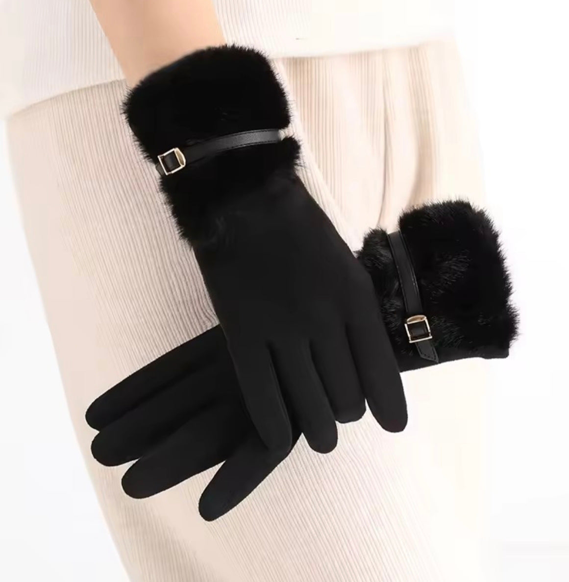Black Faux fur gloves