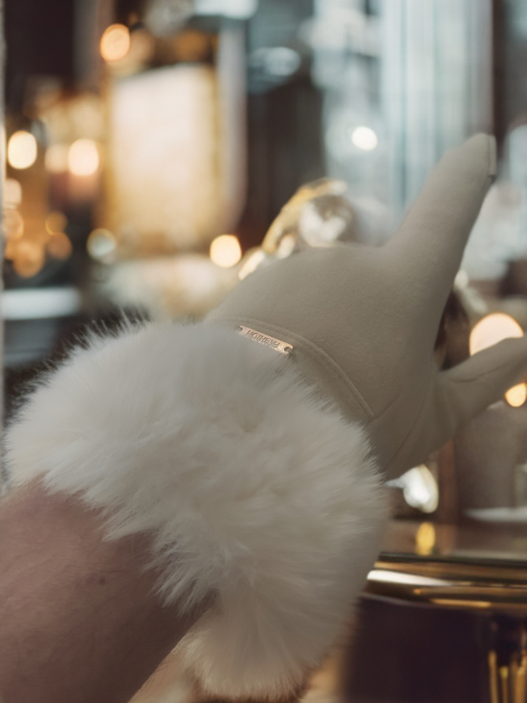 Ladies Fur Cuff Gloves
