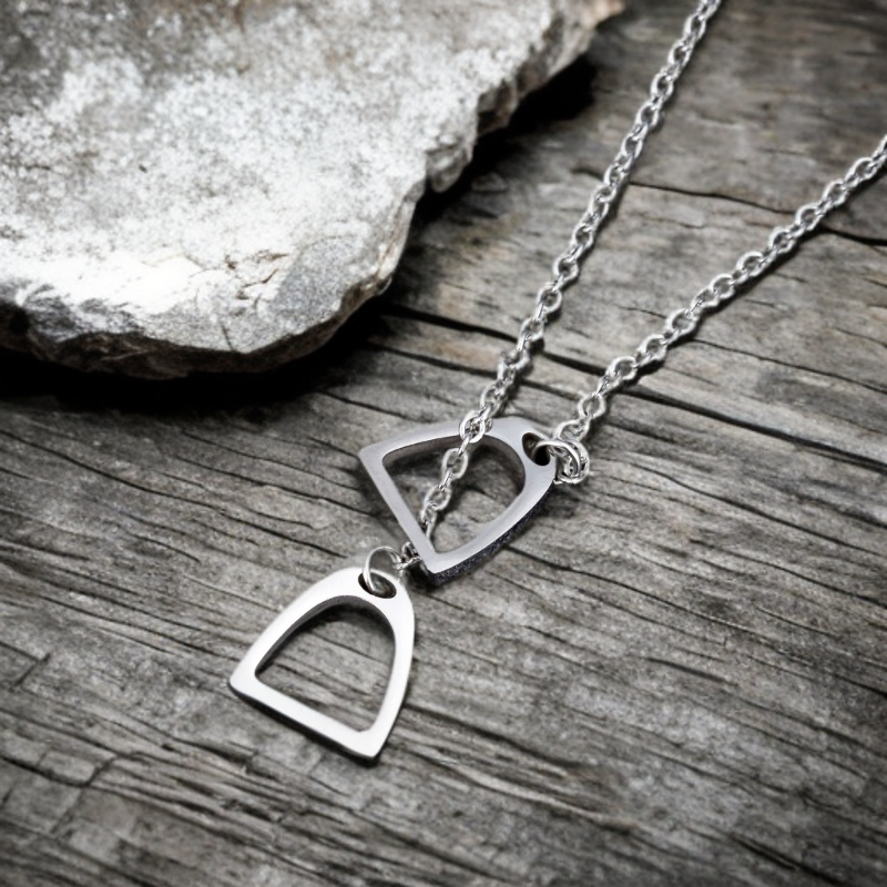 Stirrup Necklace