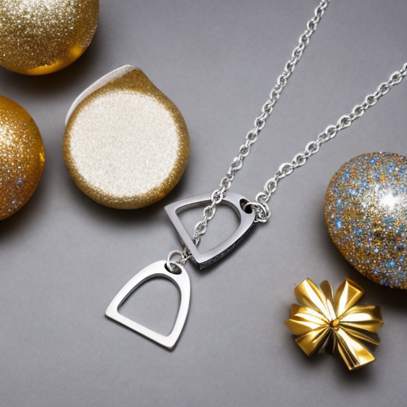 Stirrup Necklace