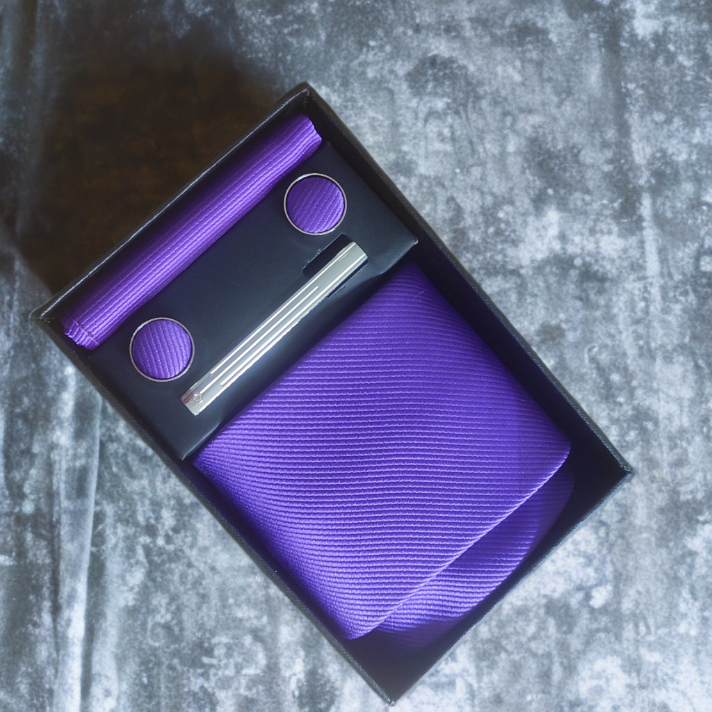Men's Tie Set in Purple