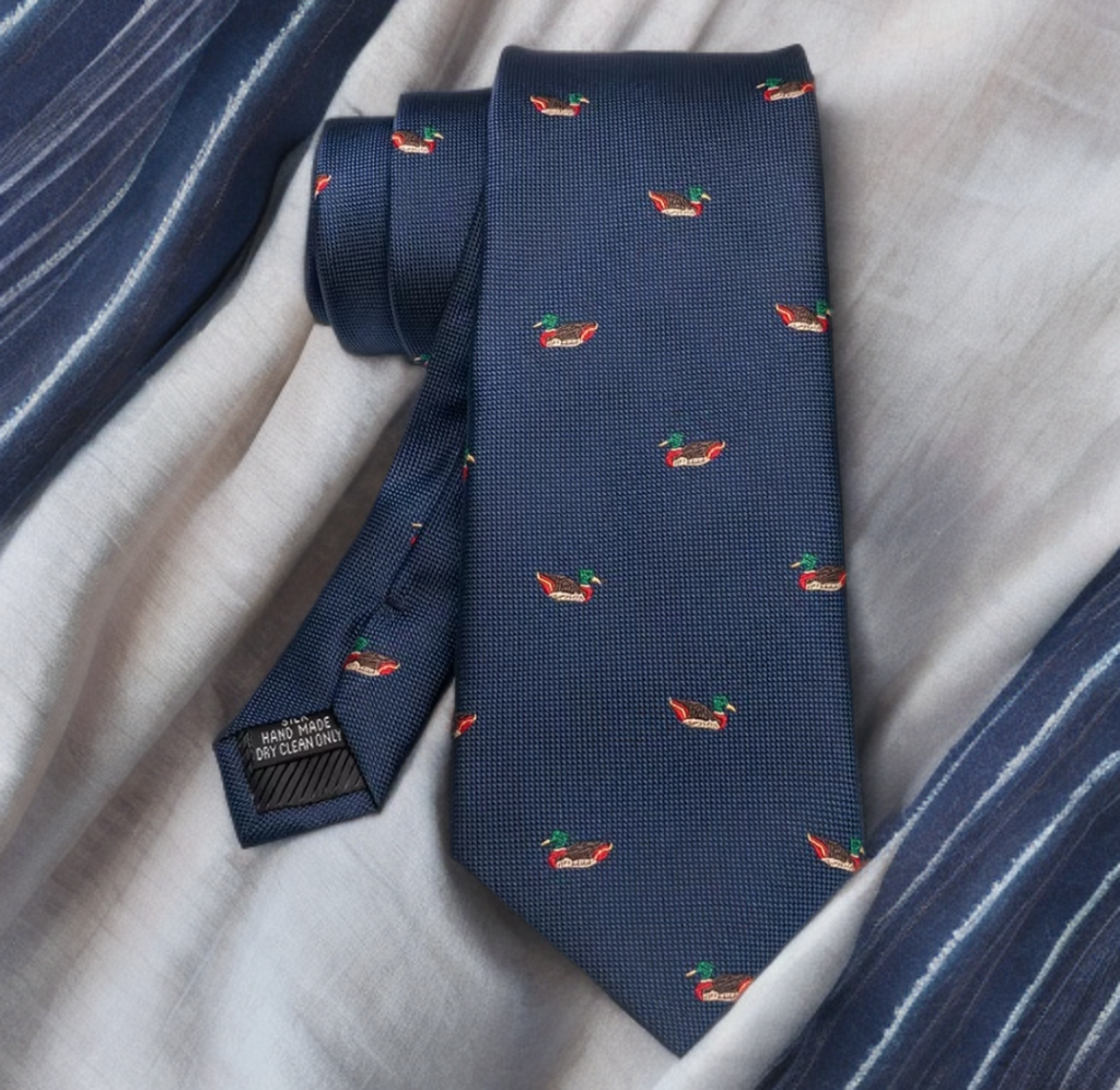 Gents Tie With Duck Pattern