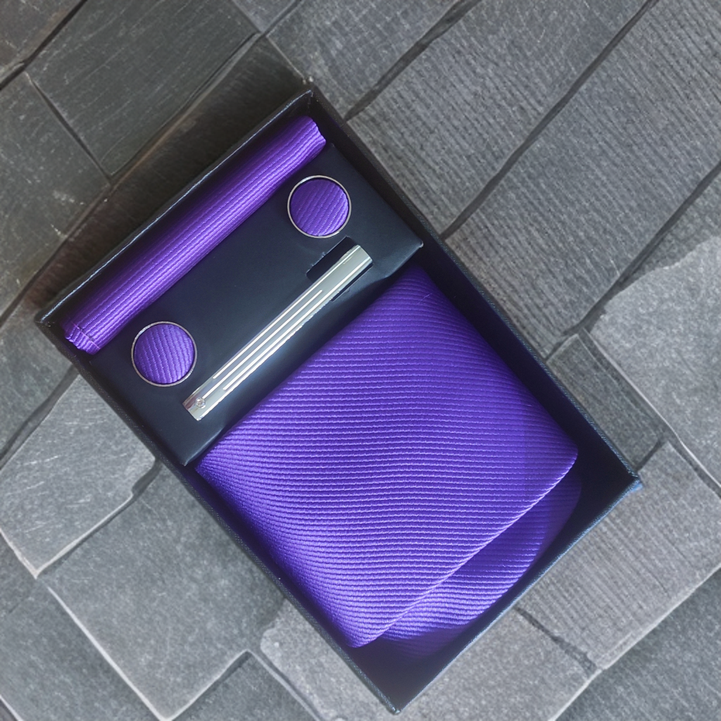 Men's Tie Set in Purple