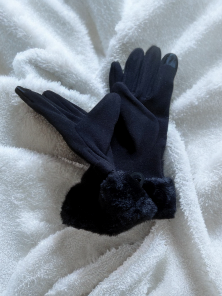 Black women's winter gloves
