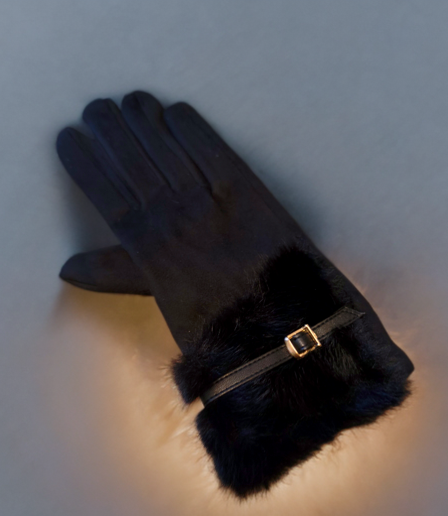 Black Faux fur gloves