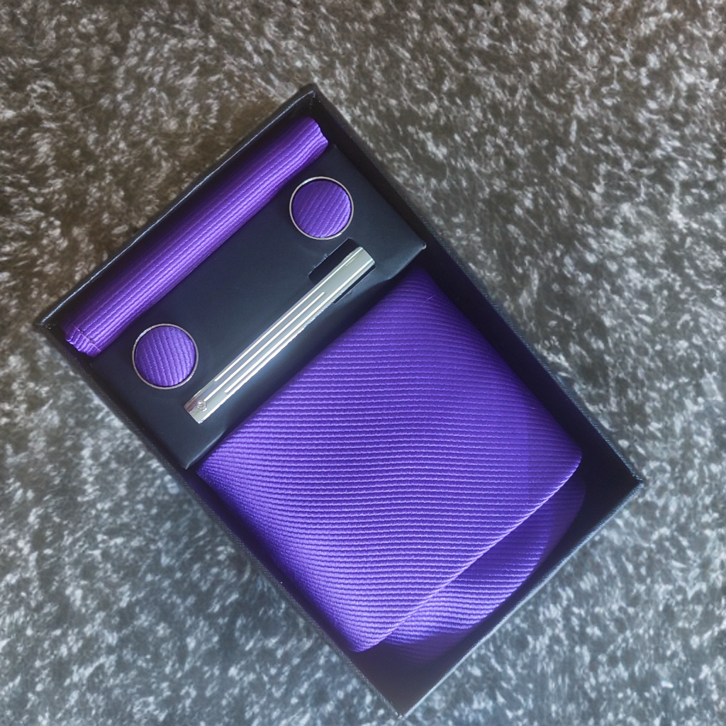 Men's Tie Set in Purple