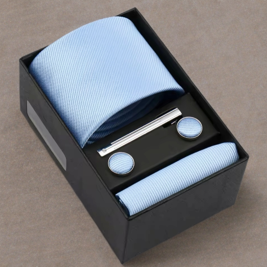 Men's Tie Set in Light Blue