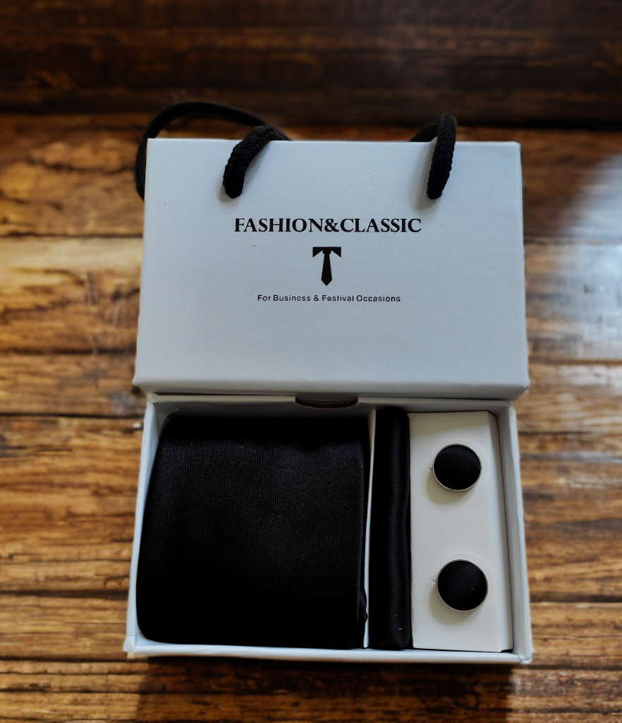 Black Tie Set