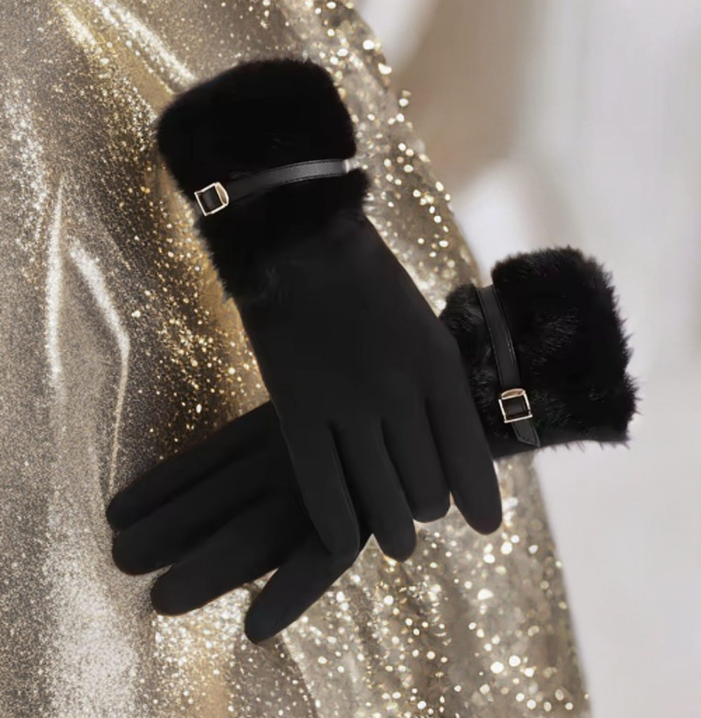 Black Faux fur gloves