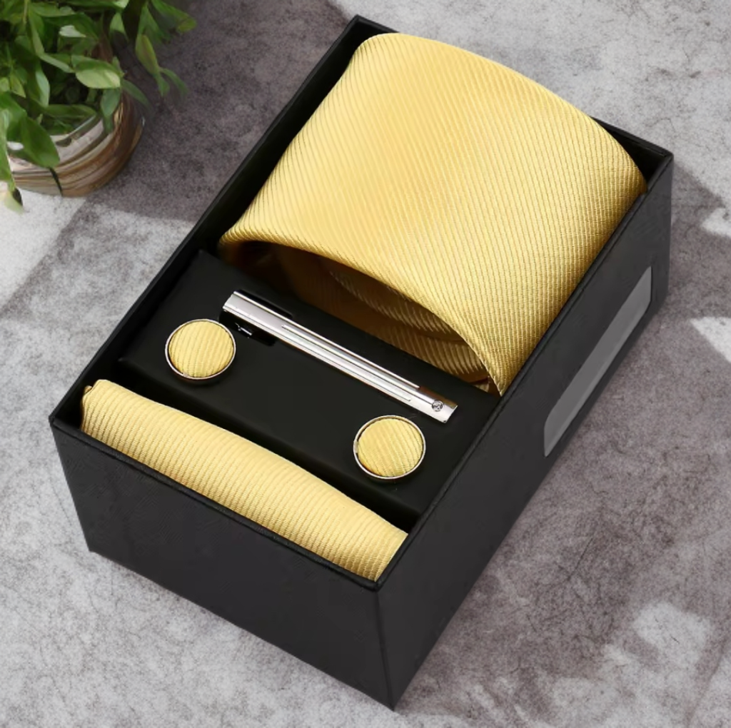 Pale Yellow Tie set