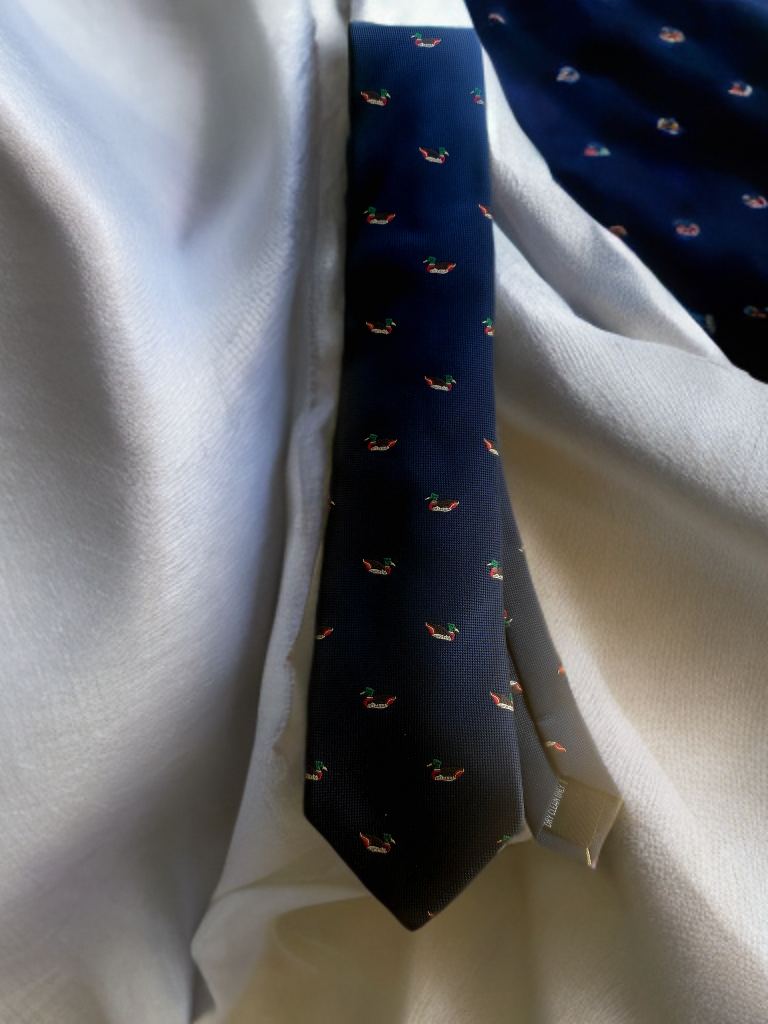 Gents Tie With Duck Pattern